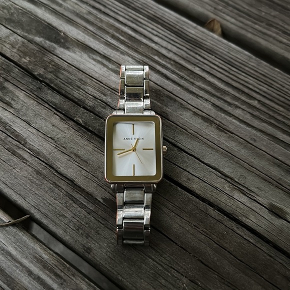 ANNE KLEIN - Picture 2 of 5